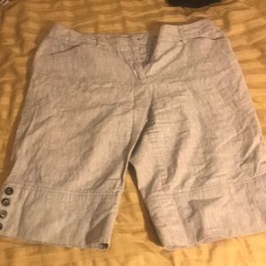 Casual knee length shorts